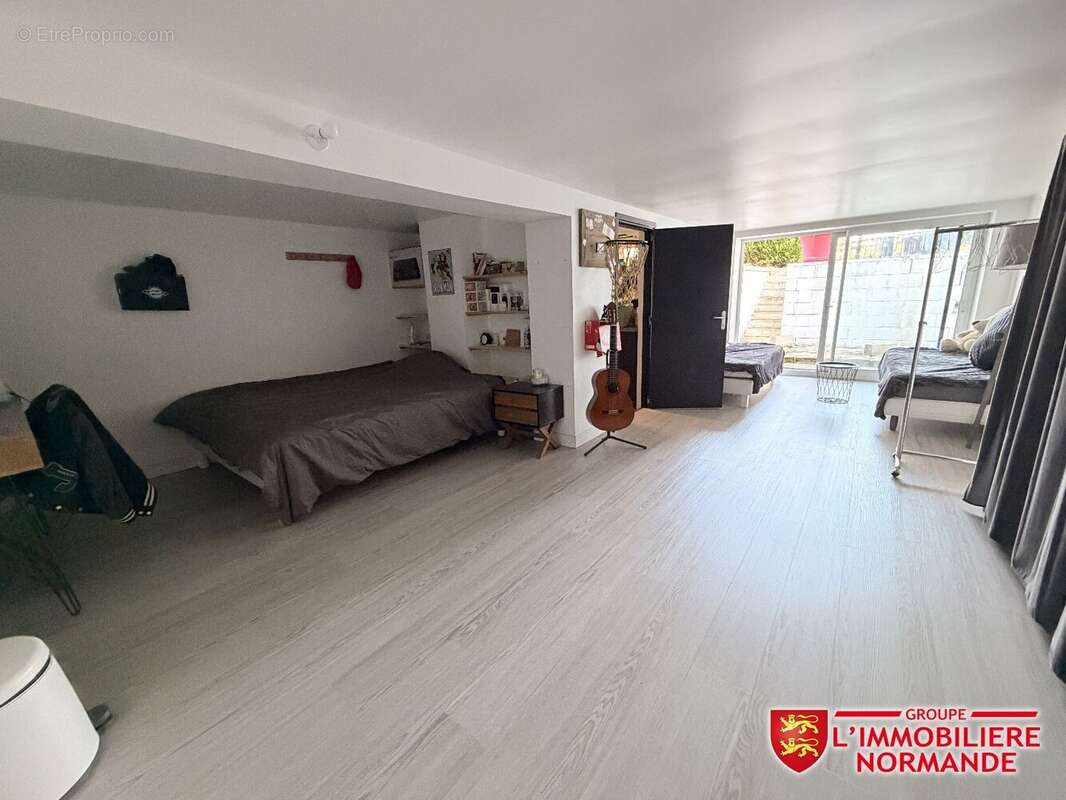 Maison de plain pied - calme - 3 200 m² de terrain - photo 12