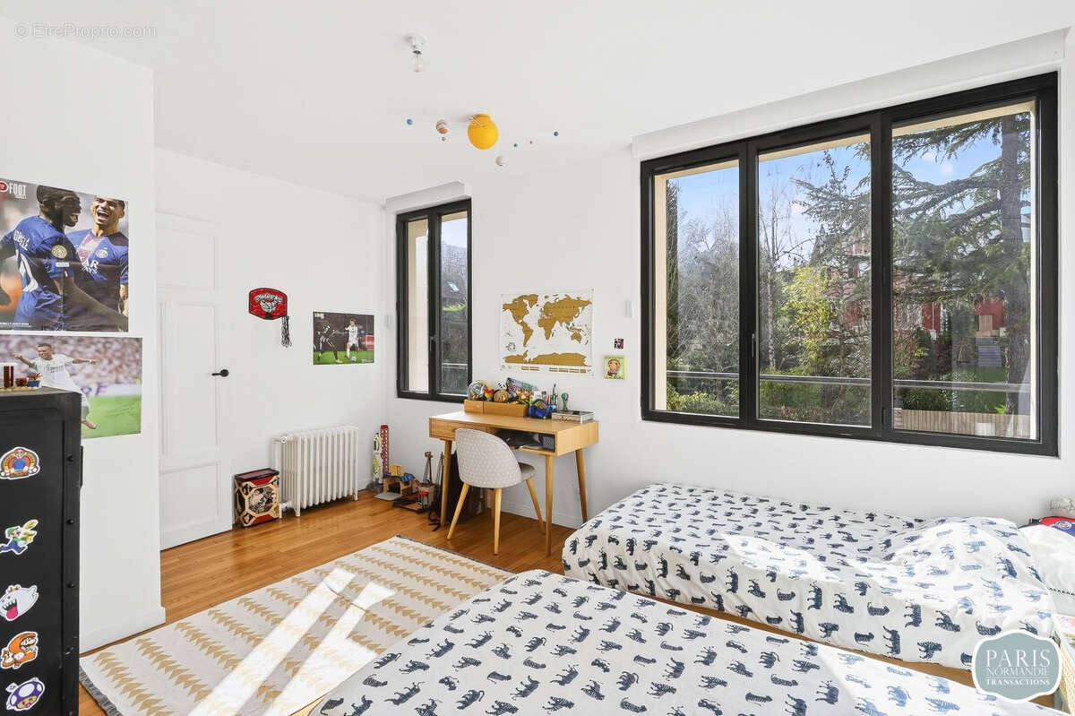 Maison à LOUVECIENNES