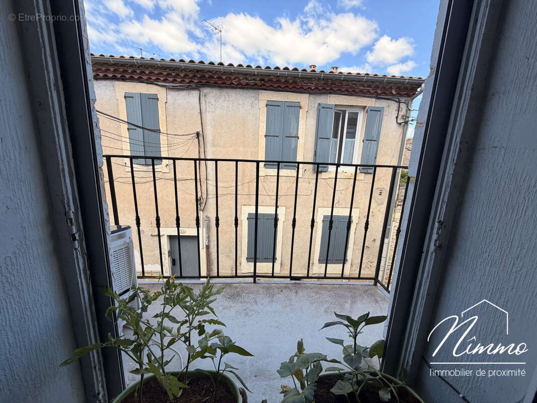 Exclusivite investisseur nimes vauban / mont duplan t1bis avec balcon loué - photo 2