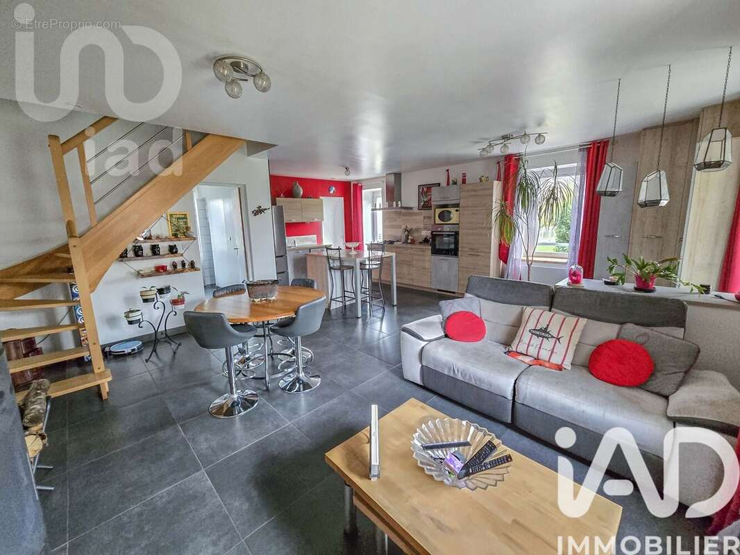 Maison 100 m² à Corquilleroy  - photo 2