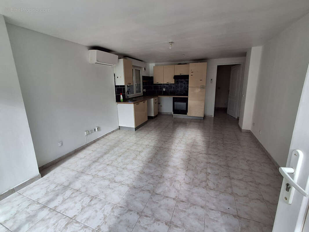 Appartement à ROGNAC