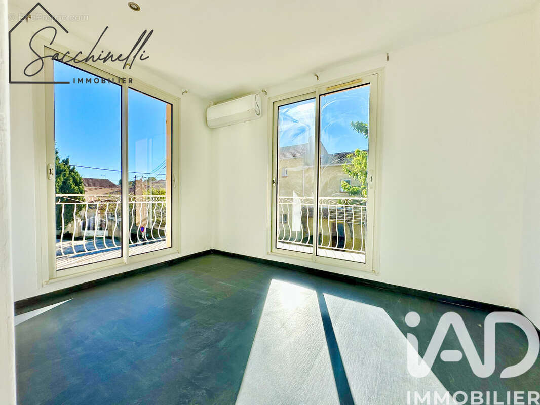 Photo 4 - Appartement à LA SEYNE-SUR-MER