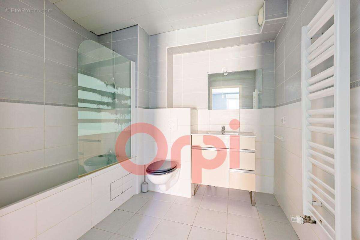 Appartement à NEUILLY-PLAISANCE