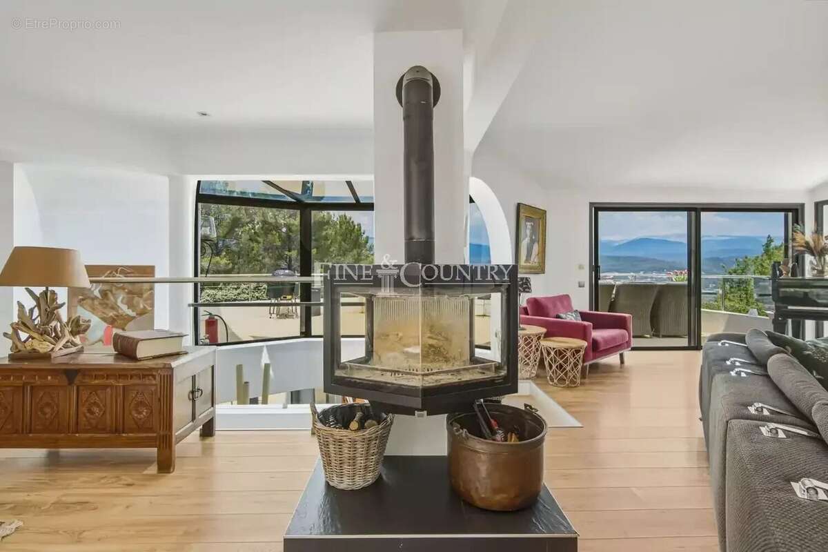 Vente Villa Tourrettes avec vue panoramique - photo 16