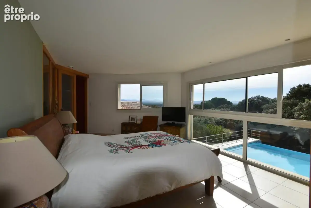 VUE PANORAMIQUE EXCEPTIONNELLE pour cette Maison à vendre de 6 pièces + garage et piscine à débordement à SAINT RESTITUT (26) - photo 6