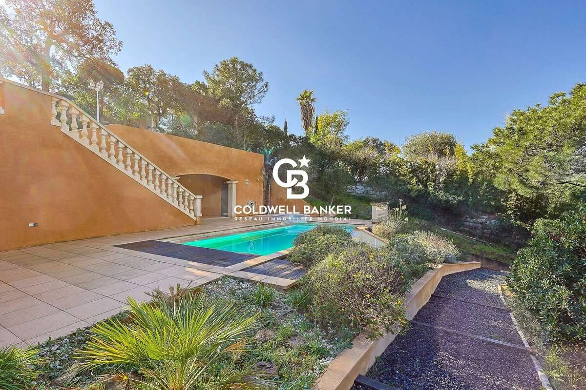 Maison à RAYOL-CANADEL-SUR-MER