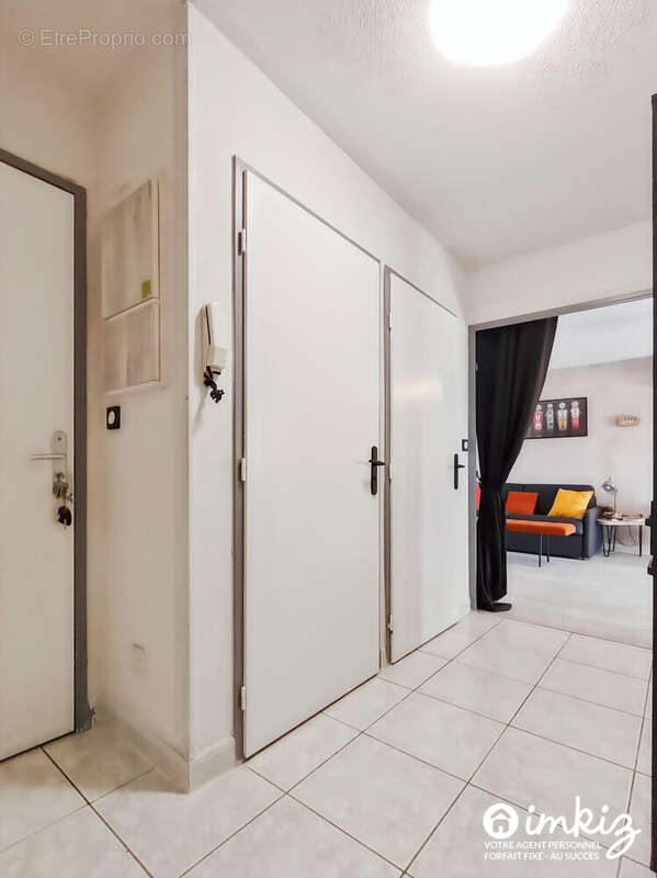 Appartement rénové et meublé - photo 6