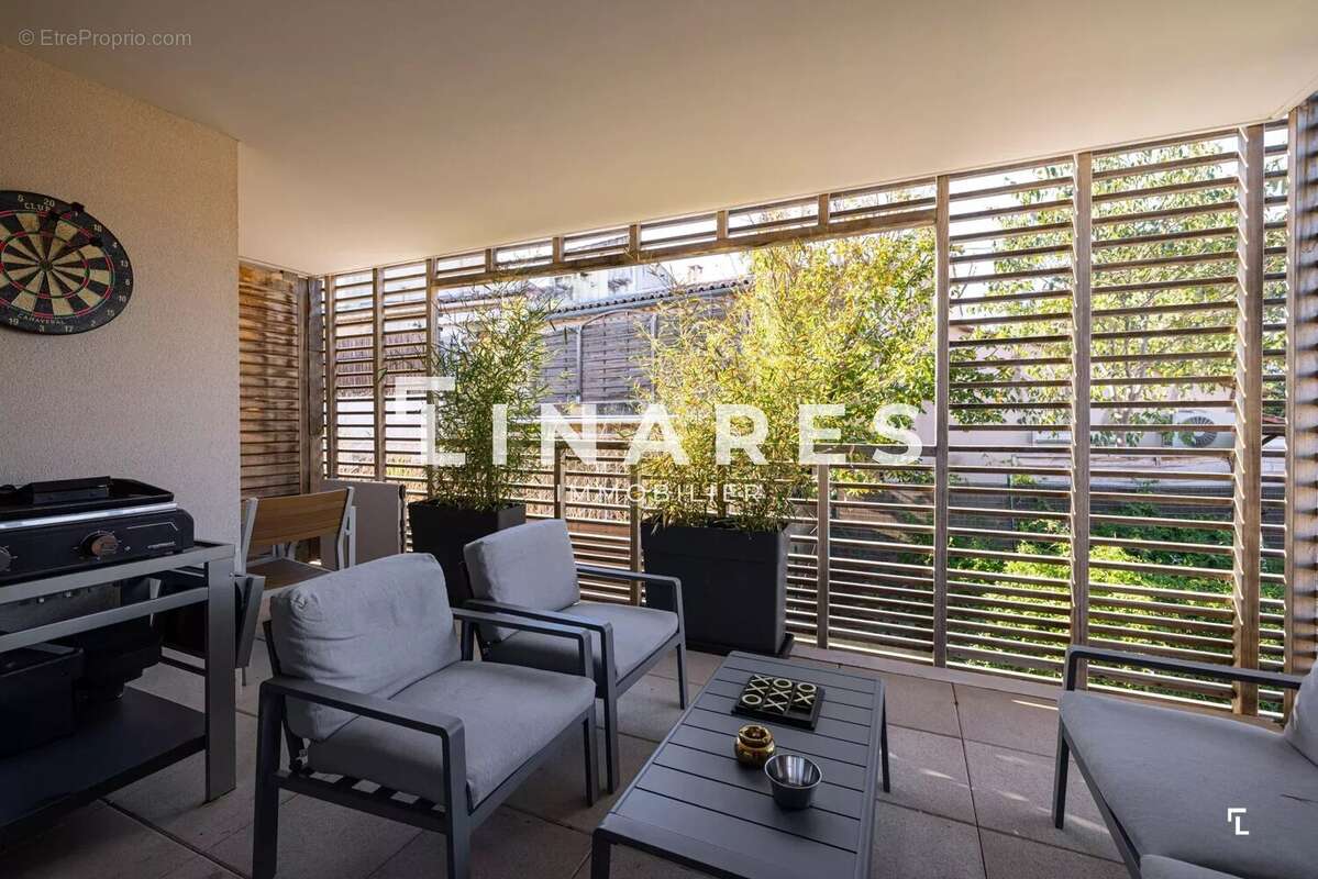 Appartement à MARSEILLE-9E