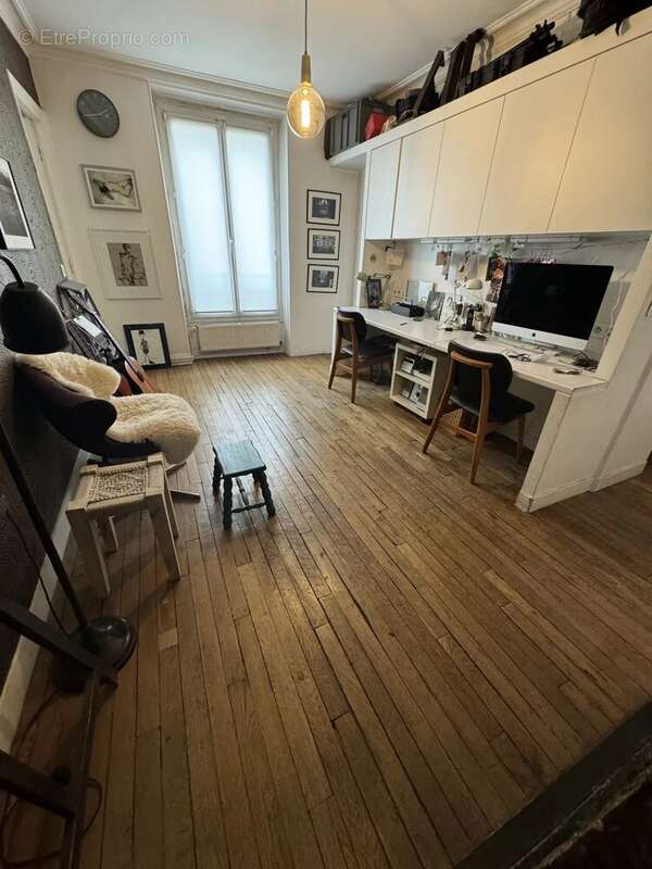 Appartement à PARIS-19E