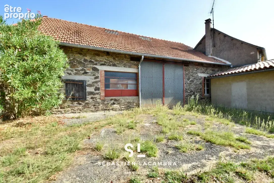 Jouqueviel   maison en pierre à rénover avec hangar et nombreuses dépendances - photo 22