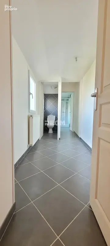 Opportunité Rare à CHAUMONT (52000)   Ensemble Immobilier : Local Commercial / Professionnel & Duplex Récent - photo 5