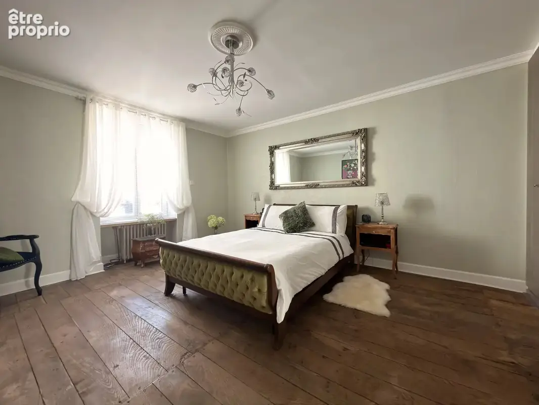 Superbe propriété rénovée avec potentiel de gîte, grande grange et terrain séparé - photo 8