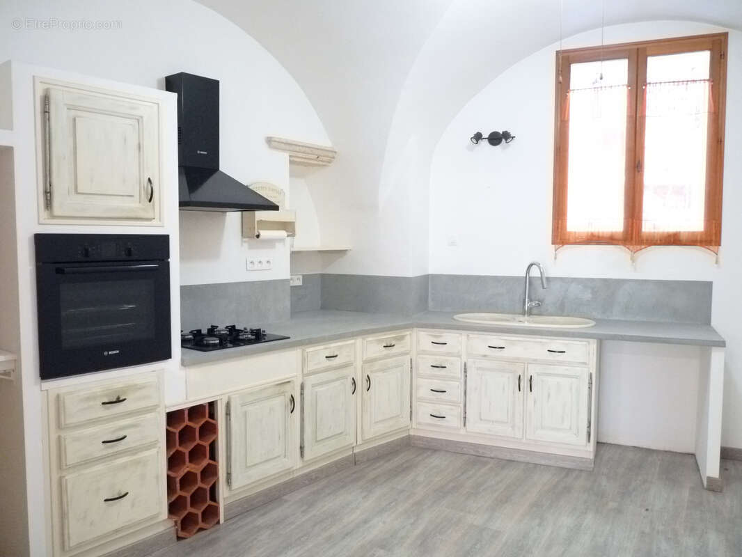 Maison à SAINT-GILLES