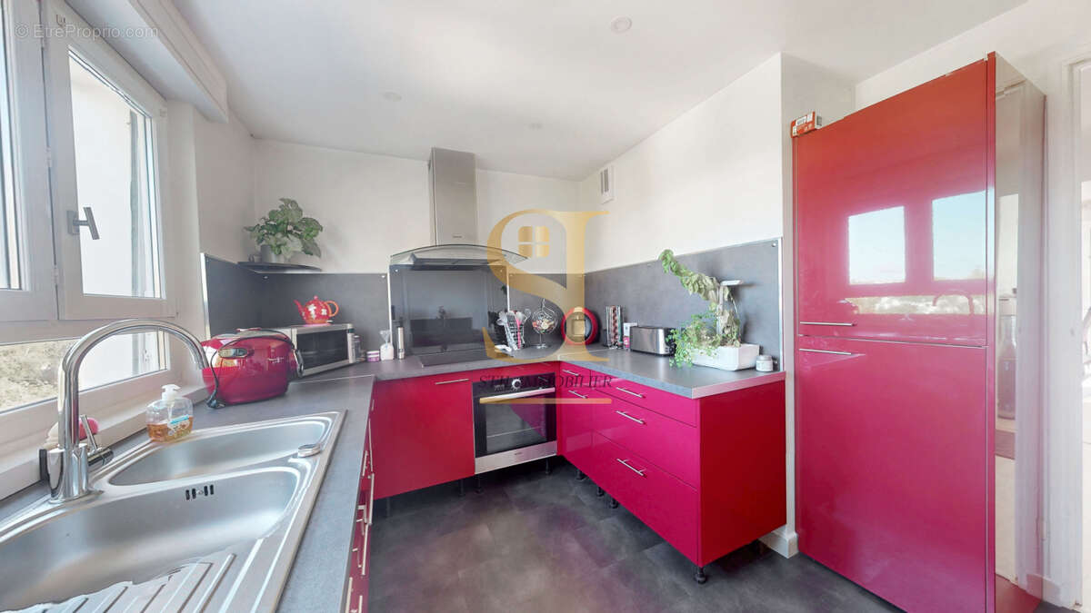 Appartement à CHILLY-MAZARIN