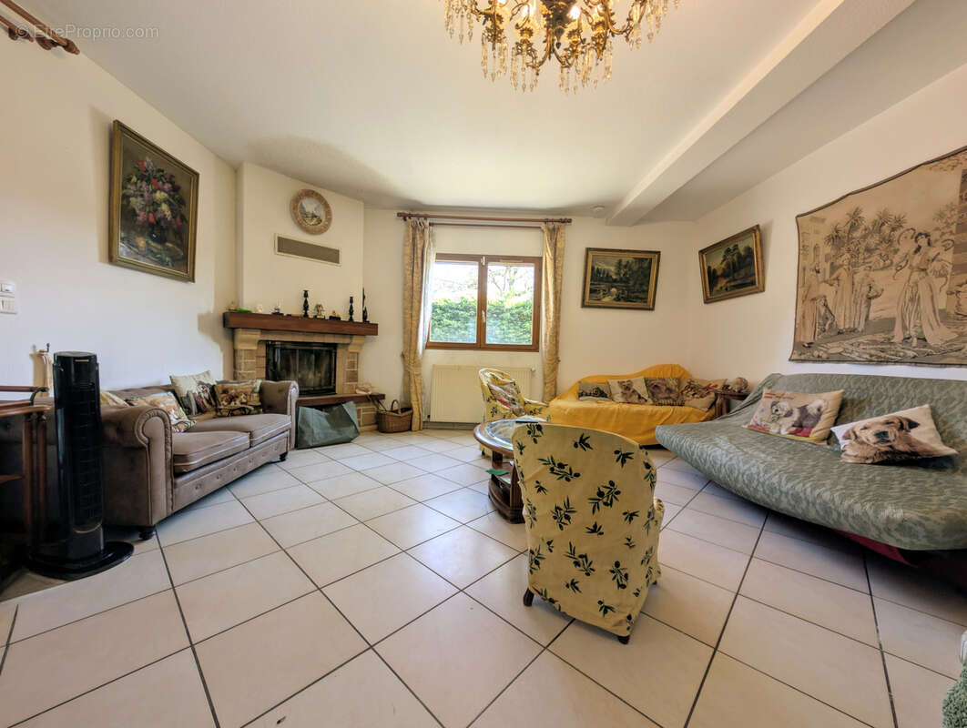 Maison à SAINT-JEAN-DE-GONVILLE