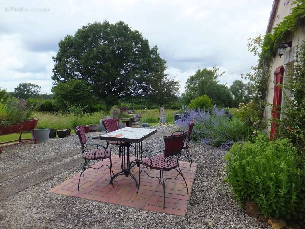 Maison à MERS-SUR-INDRE