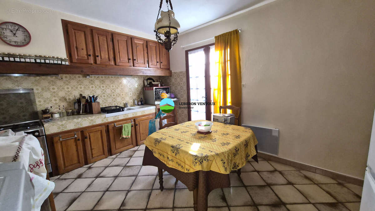 Maison à MAZAN