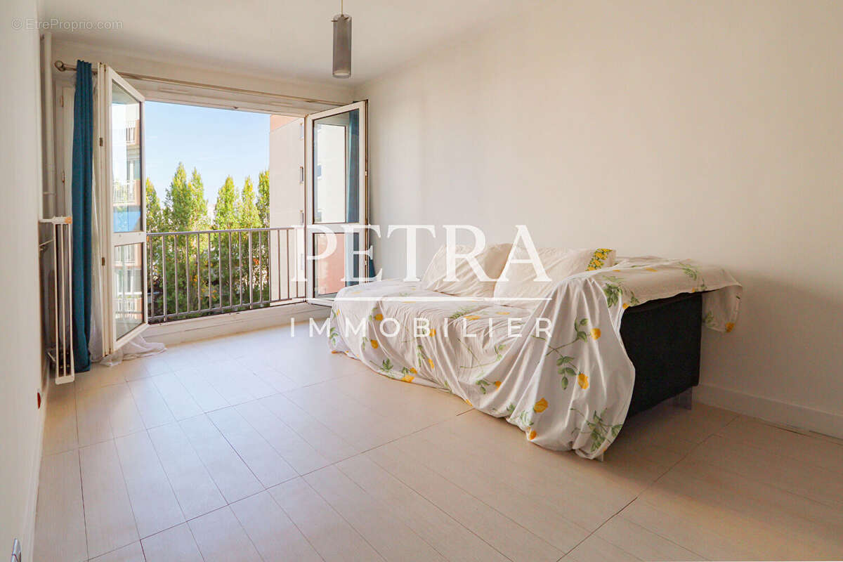 Appartement à VILLEJUIF