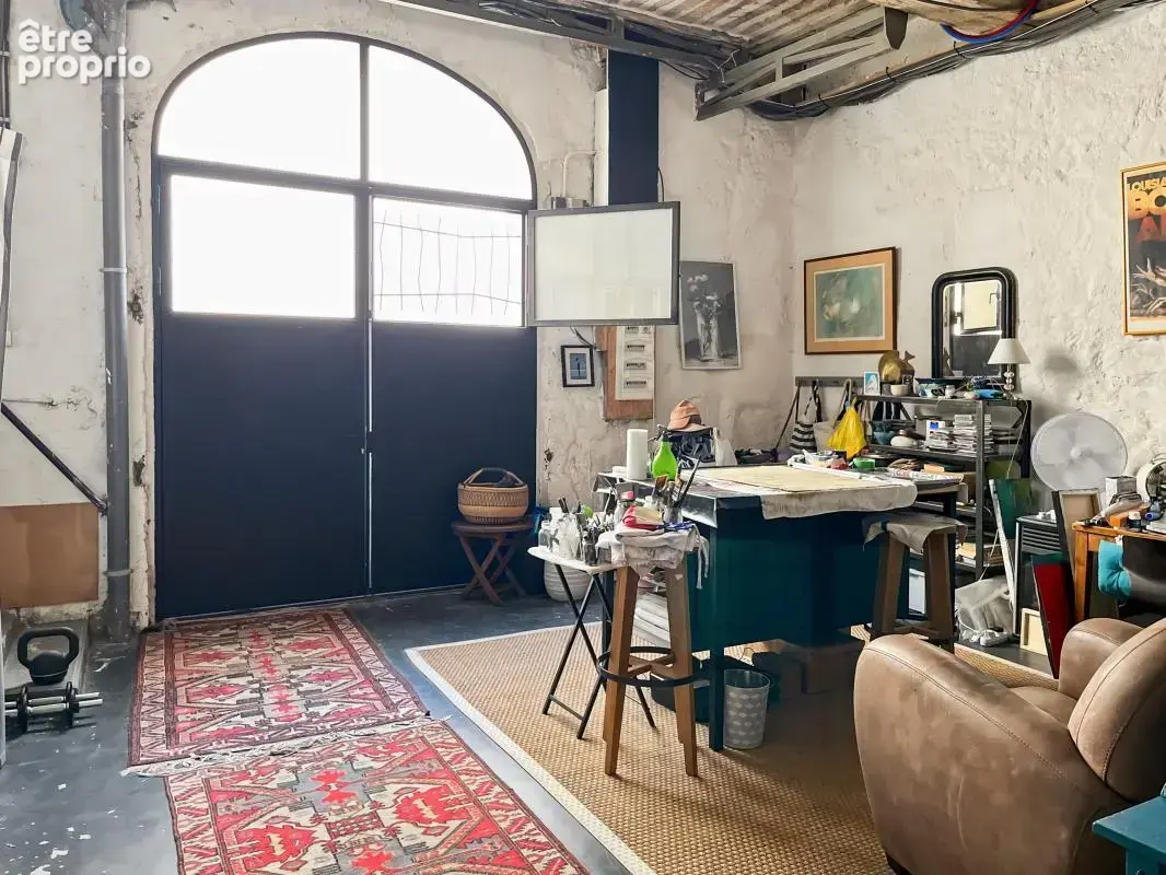 Vente vigneronne traversante à Marseillan avec grand garage et terrasse - photo 25