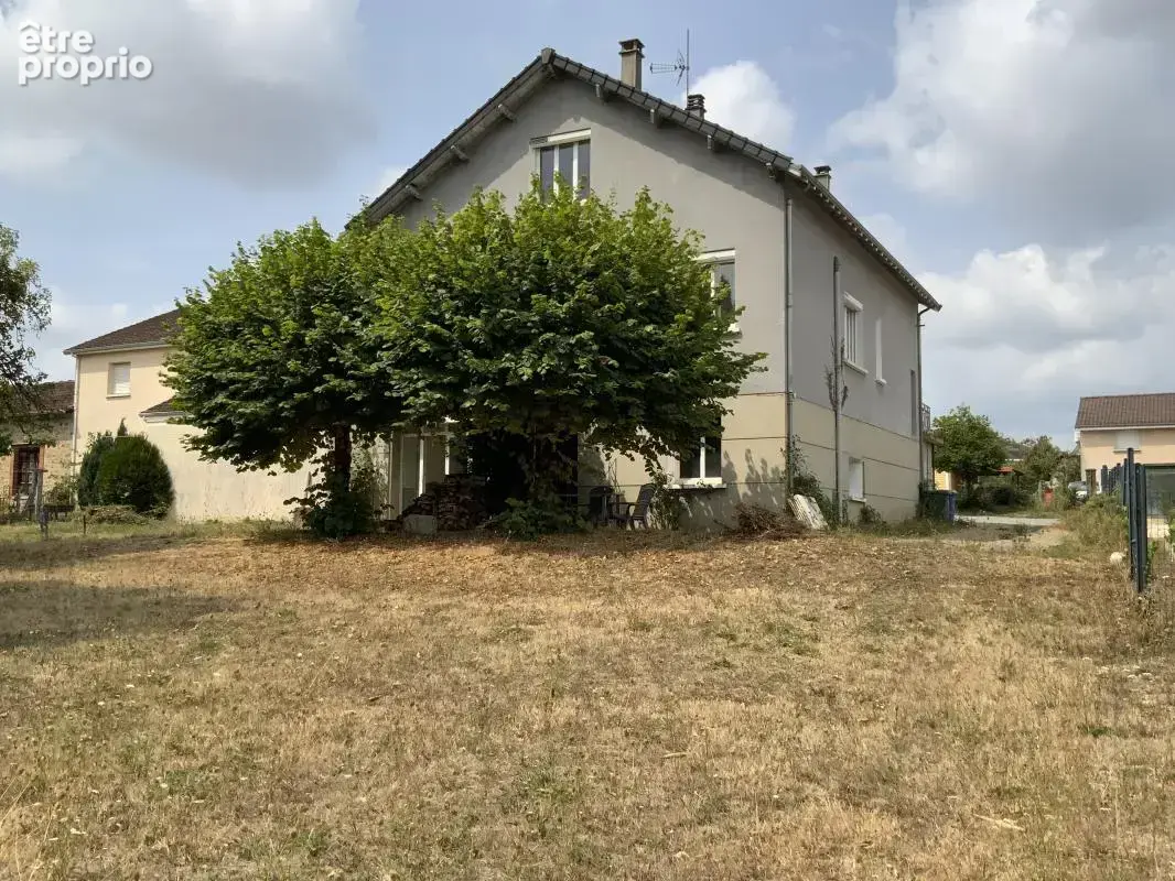 Maison 226 m² à Rilhac-Rancon  - photo 17