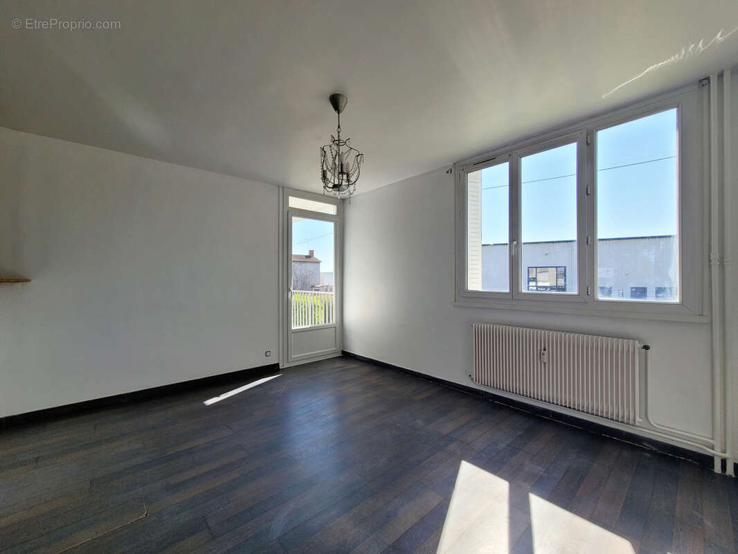 Appartement à VILLEFRANCHE-SUR-SAONE