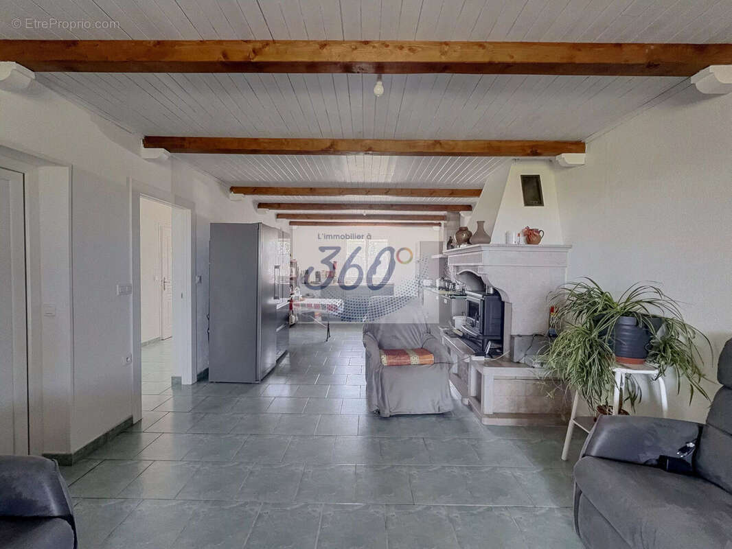 Maison 147 m² à Louhans  - photo 7