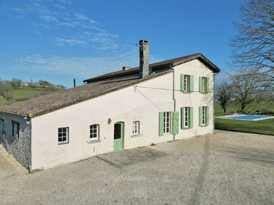 Maison à DURAS