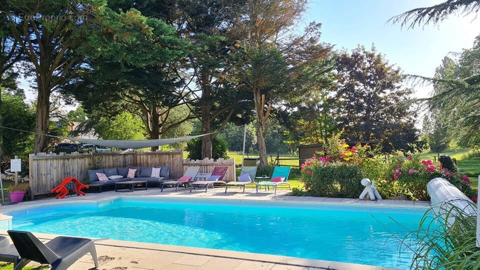 Maison à CROTELLES