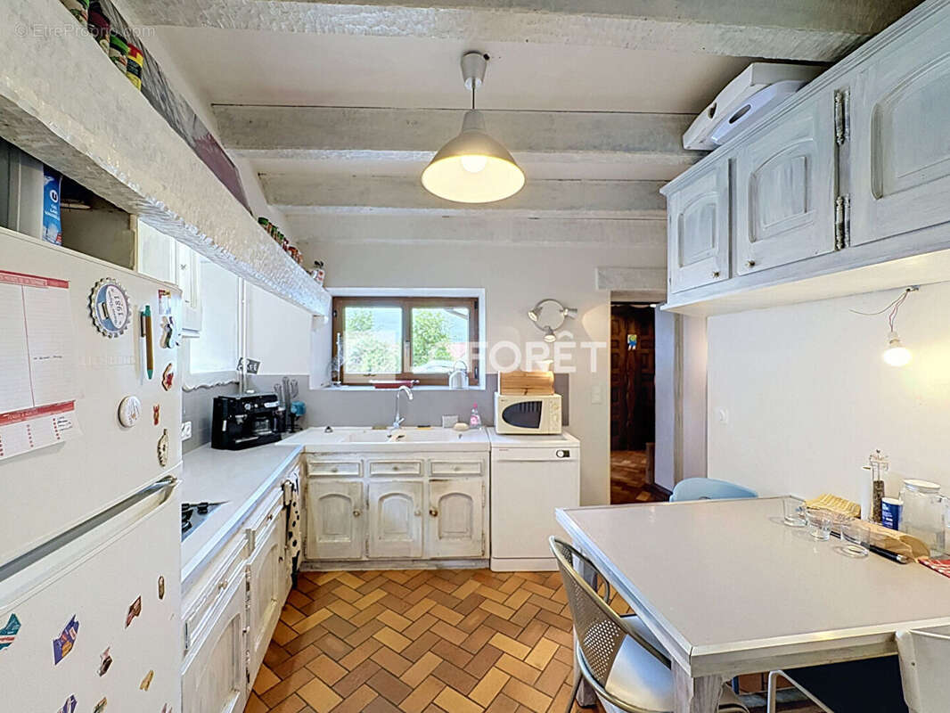 Maison Saint Amour 8 pièce(s) 132.72 m2 - photo 5