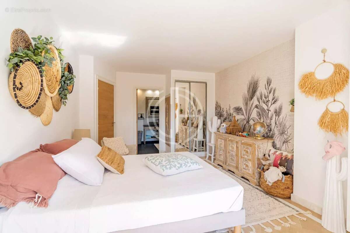 Maison à MOUANS-SARTOUX