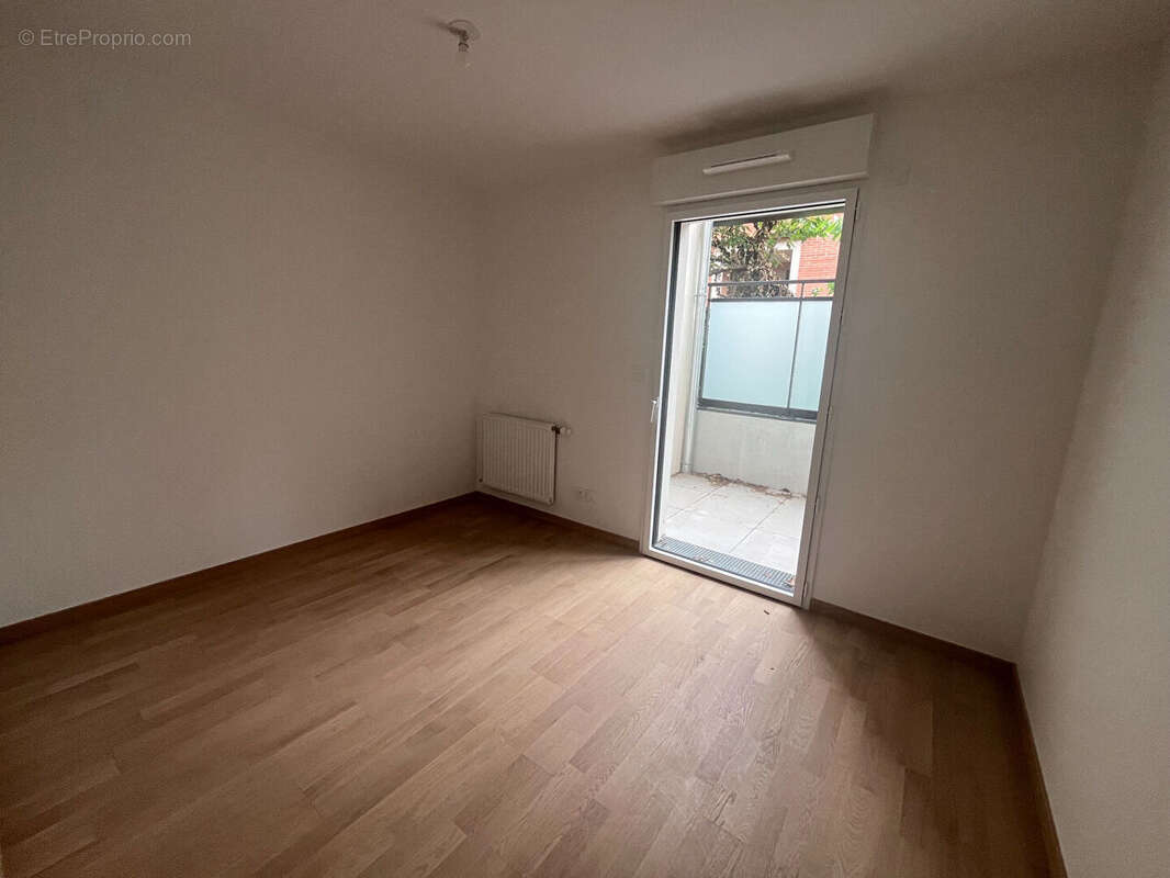 Appartement Toulouse 4 pièces 99 m² + Terrasse ! SAINT-CYPRIEN - photo 5