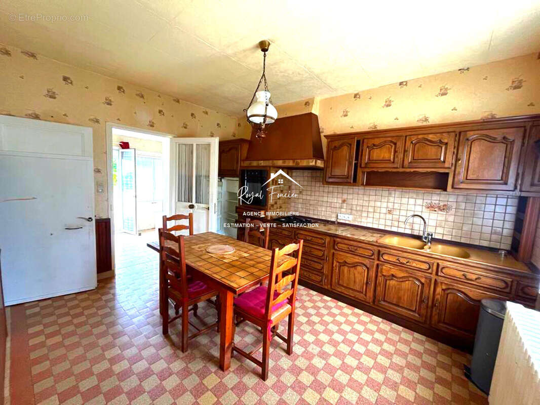 Cuisine indépendente  - Maison à CHATELLERAULT