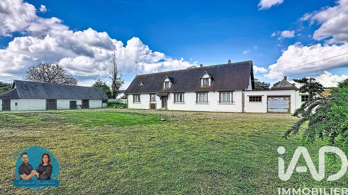 Photo 1 - Maison à TREMBLAY-LES-VILLAGES