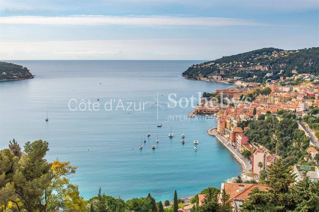 Appartement à VILLEFRANCHE-SUR-MER