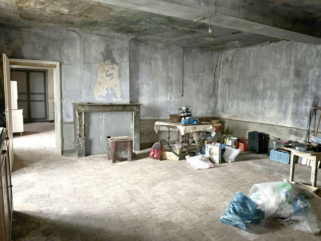 Maison à SAINT-CYR-LA-LANDE