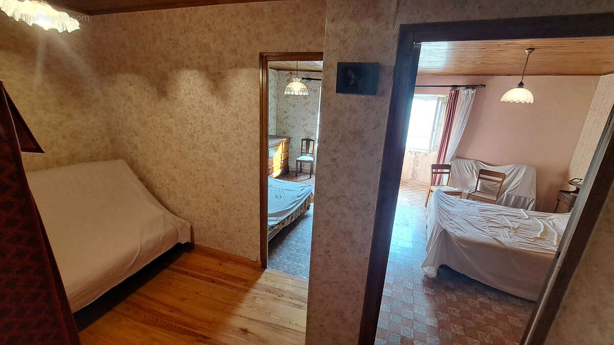 Appartement à SAINT-BAUZILLE-DE-PUTOIS