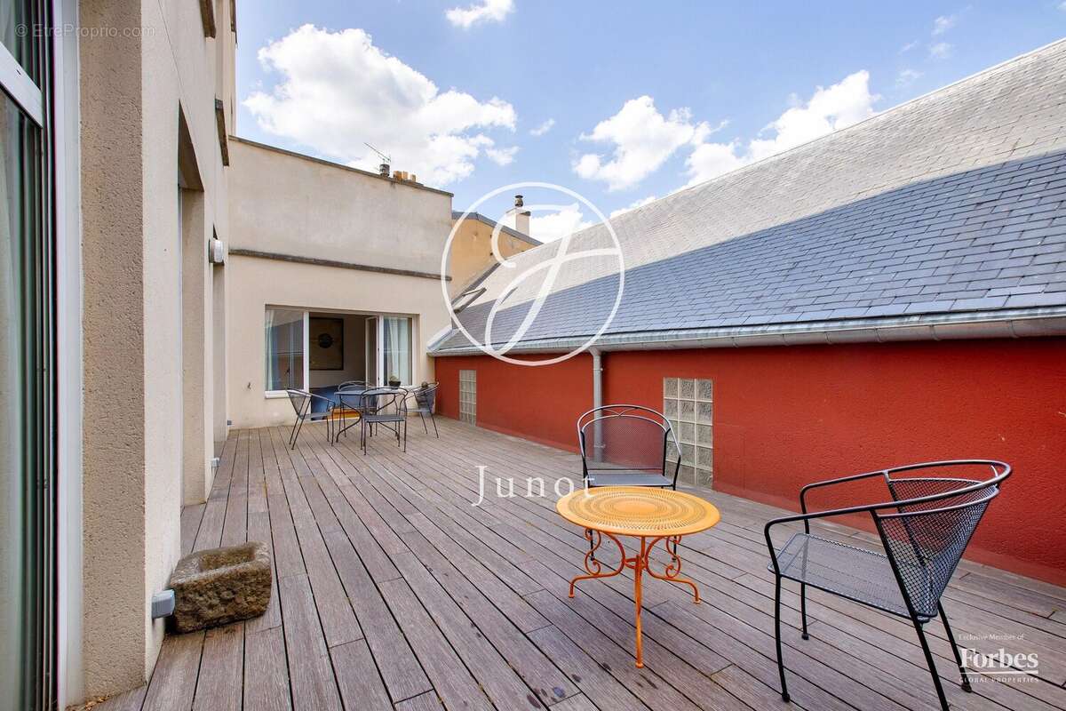 Appartement à VERSAILLES