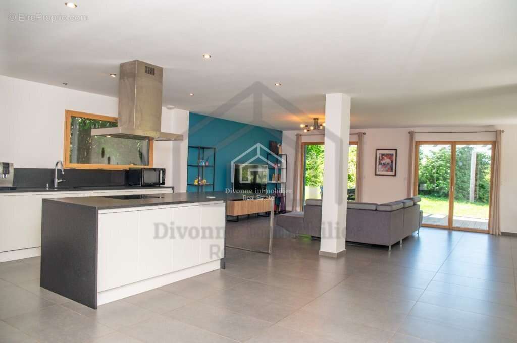 Spacieuse villa familiale de 233 m2 moderne avec finitions de qualité - photo 20