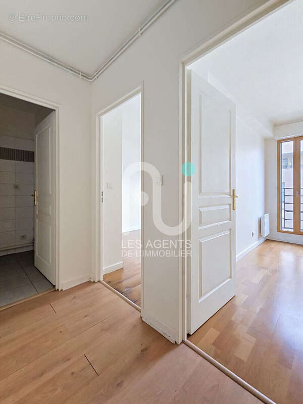 Appartement à ASNIERES-SUR-SEINE