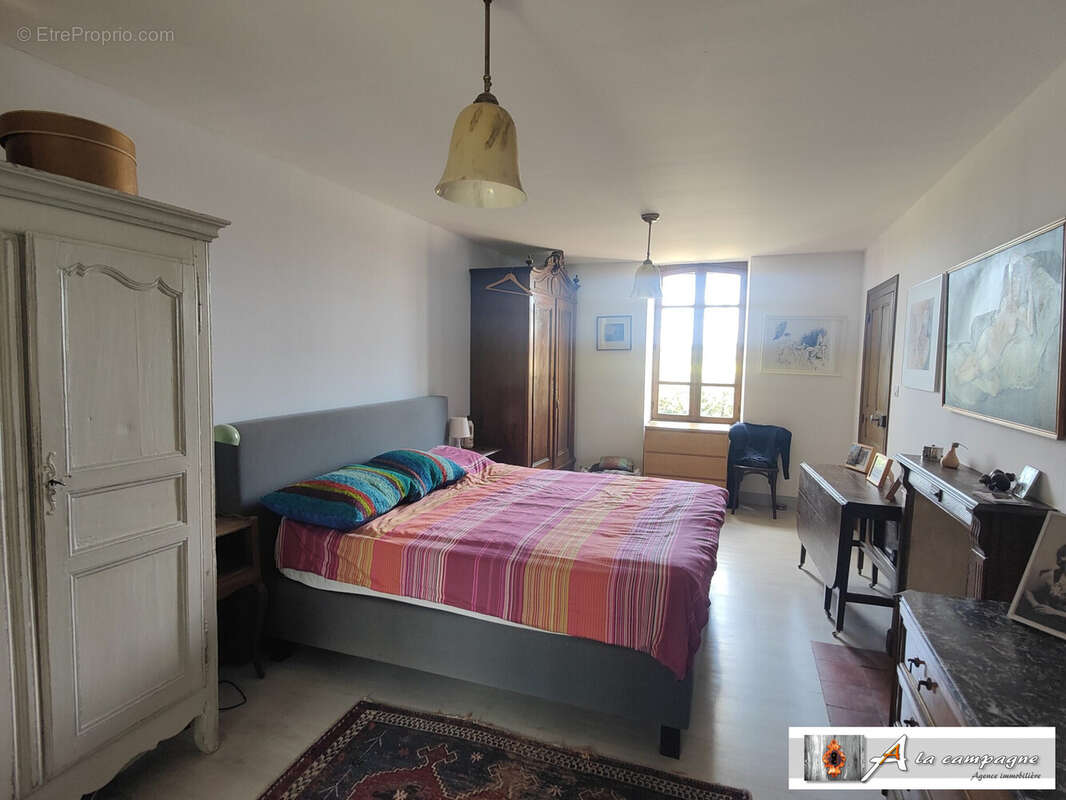 Maison à FONTANIERES