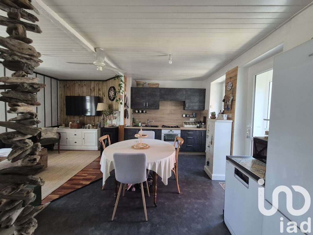 Photo 3 - Maison à SAINT-JULIEN-DES-LANDES