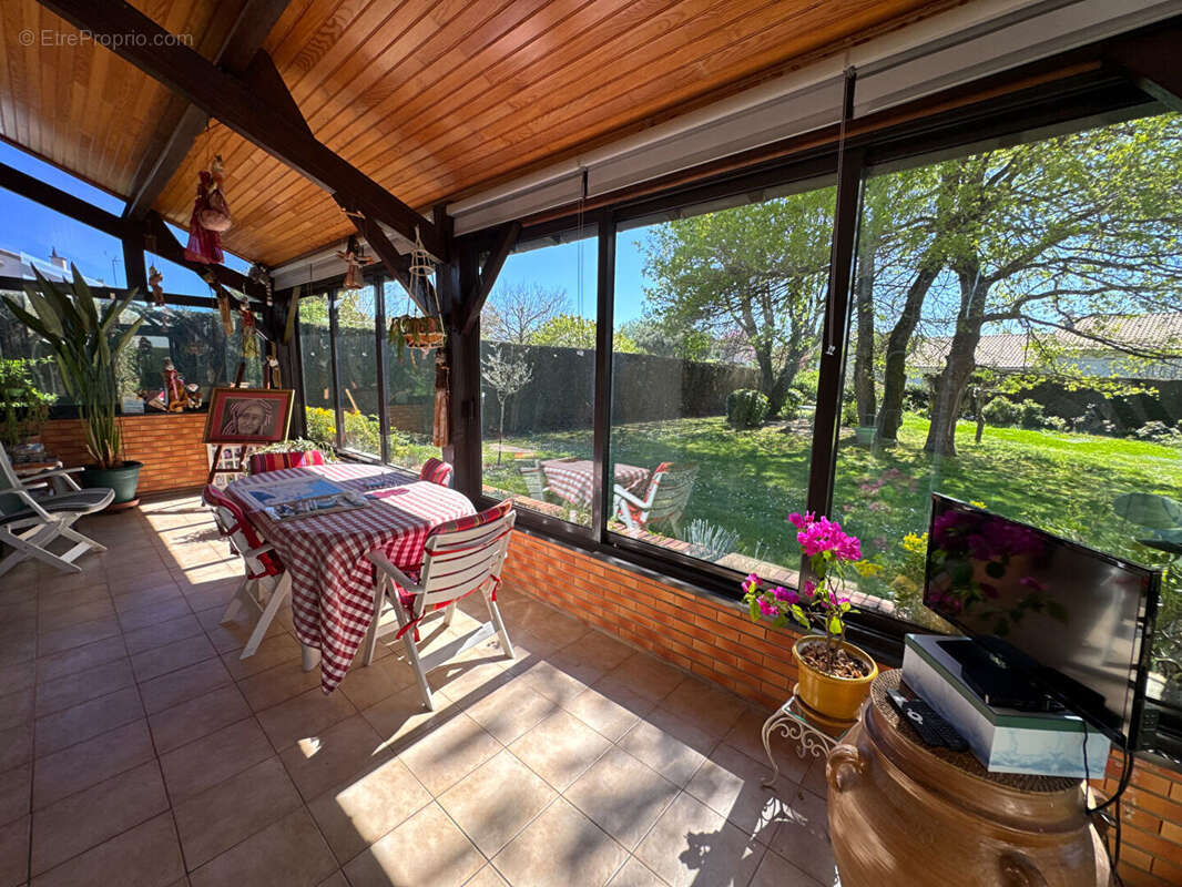 Maison à FONTAINE-LE-COMTE