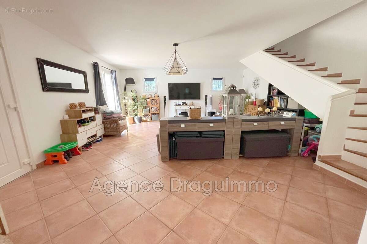 Maison à DRAGUIGNAN