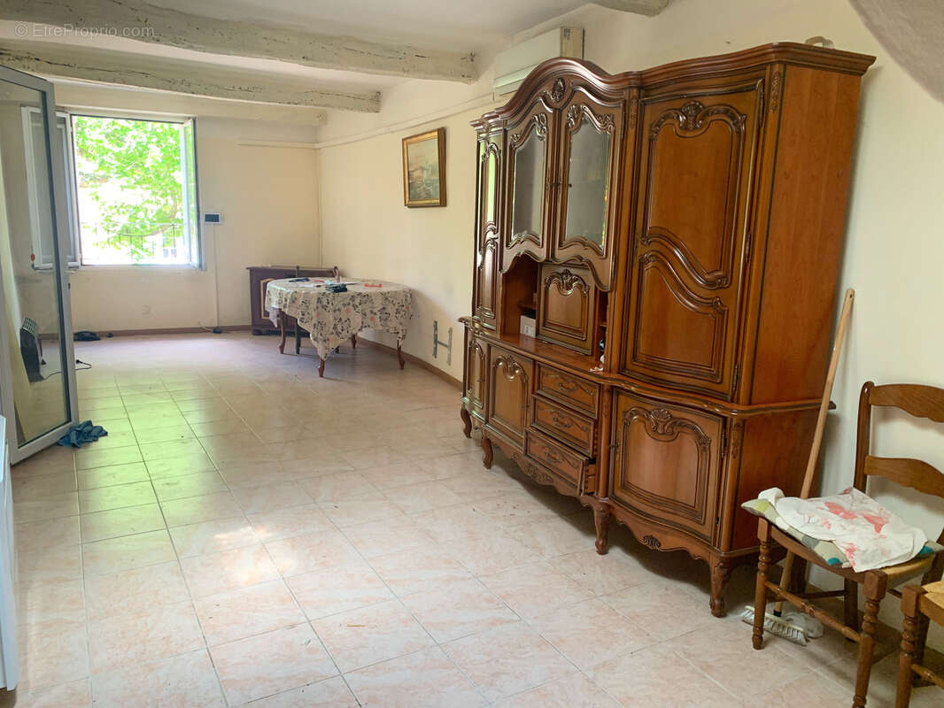 Maison à TAVERNES