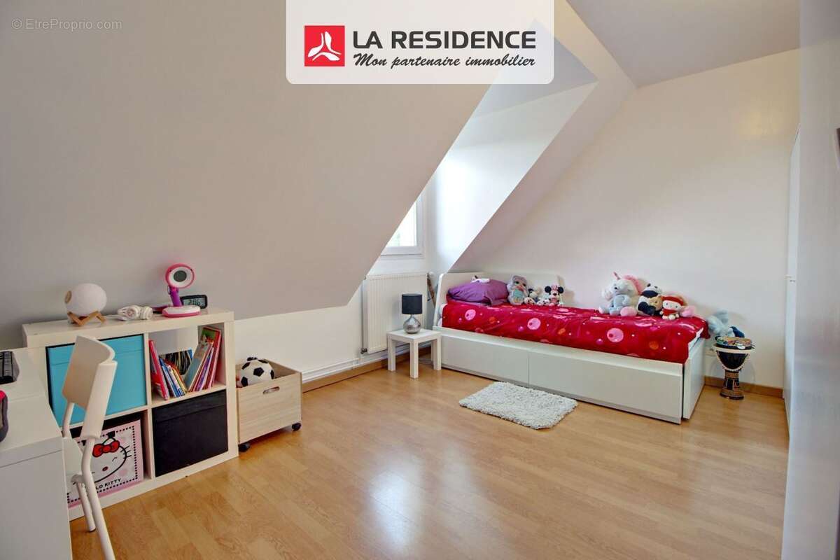 Maison 113 m² à Aubevoye  - photo 7