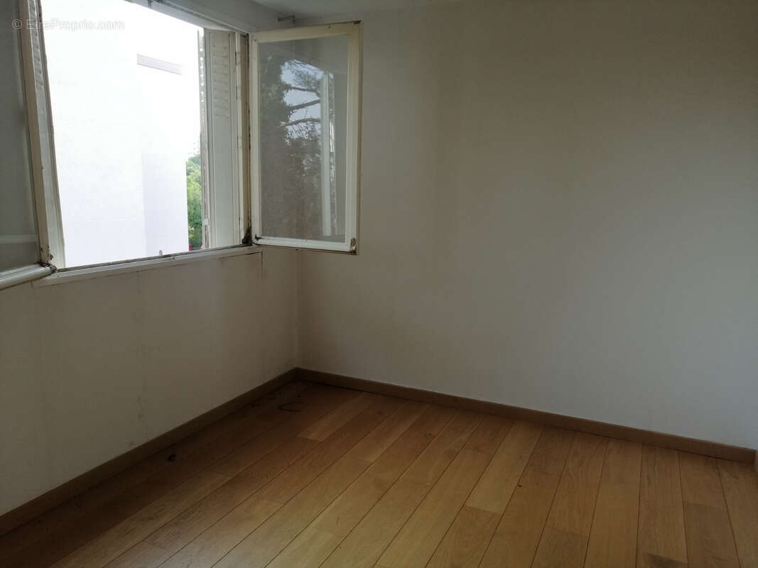 NEVERS appartement T.3   balcon GARAGE - photo 9