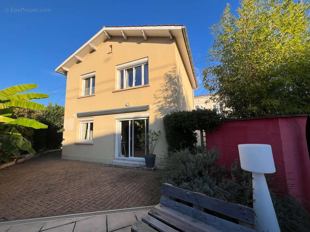 Maison à VILLENEUVE-SUR-LOT