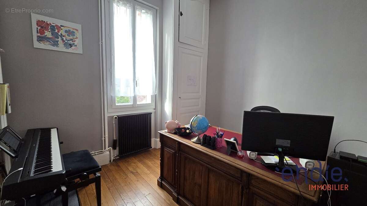 Maison à MOULINS
