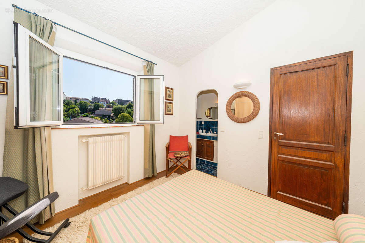 Maison à LA COLLE-SUR-LOUP