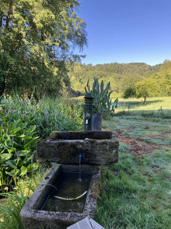Maison à EYMOUTIERS